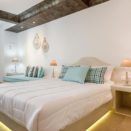 B Suites Тира Экстерьер фото