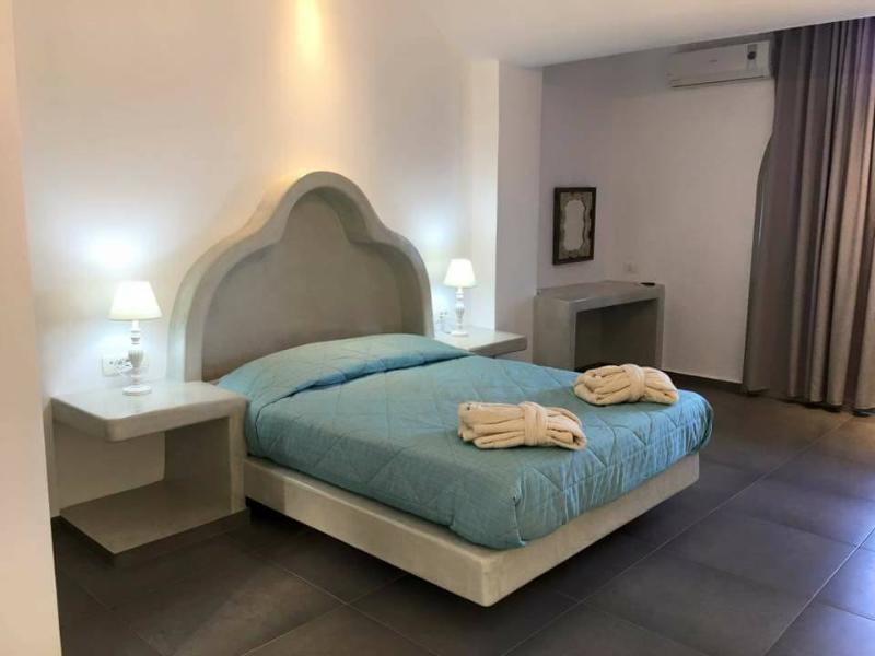 B Suites Тира Экстерьер фото