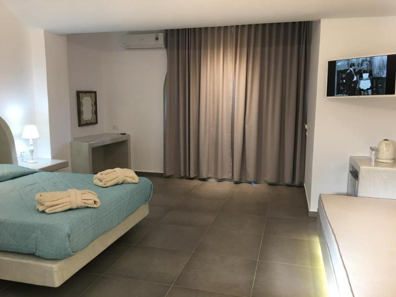 B Suites Тира Экстерьер фото